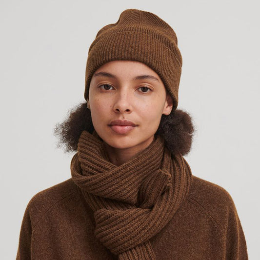 Lambswool beanie | Amber