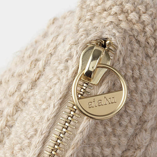 Helen Classic Clutch | Wheat