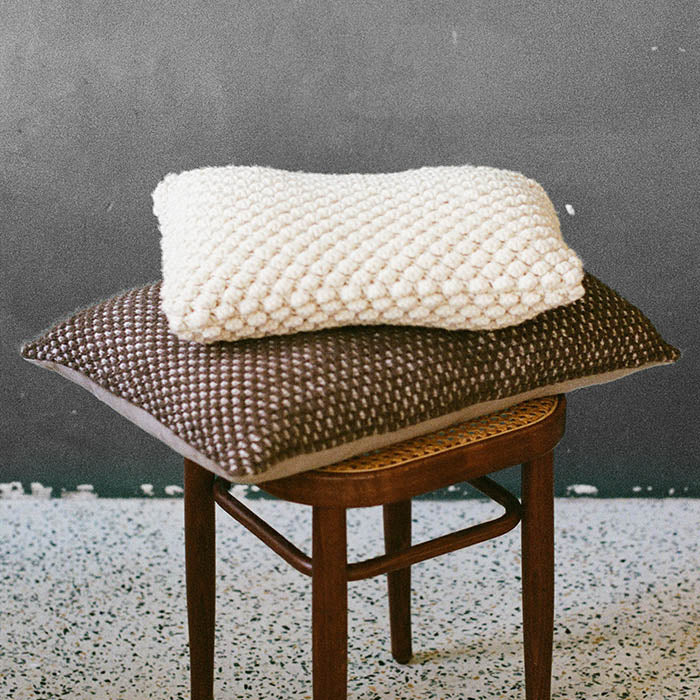 Haima Wool pude 30x40 | Pure Ecru