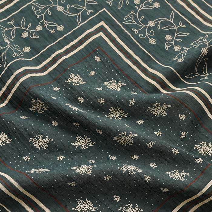 Classic scarf 55x55 | Dark green/brown