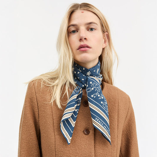 Classic scarf 90x90 | Dark navy