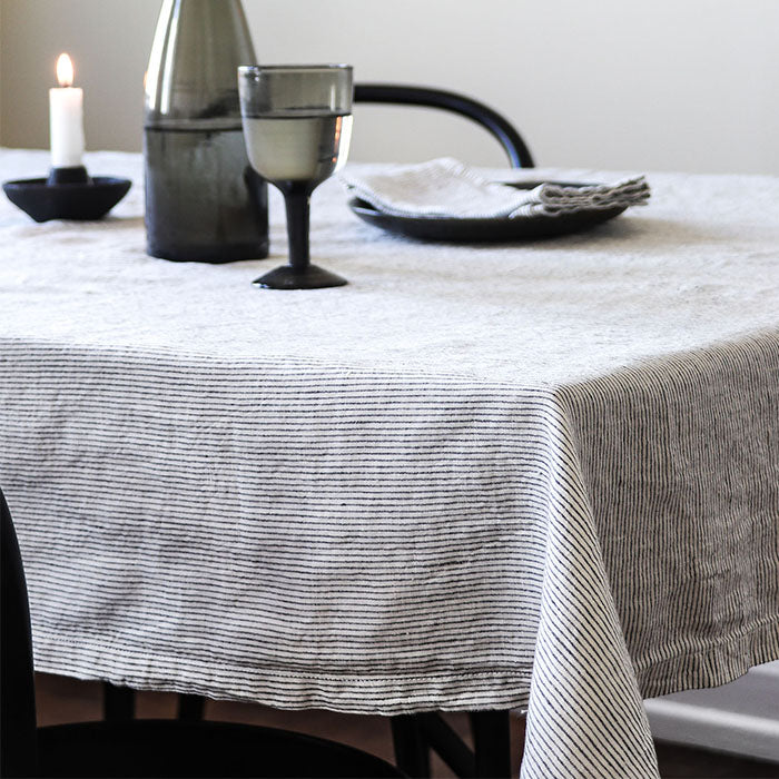 Dug i hør | Pinstripe