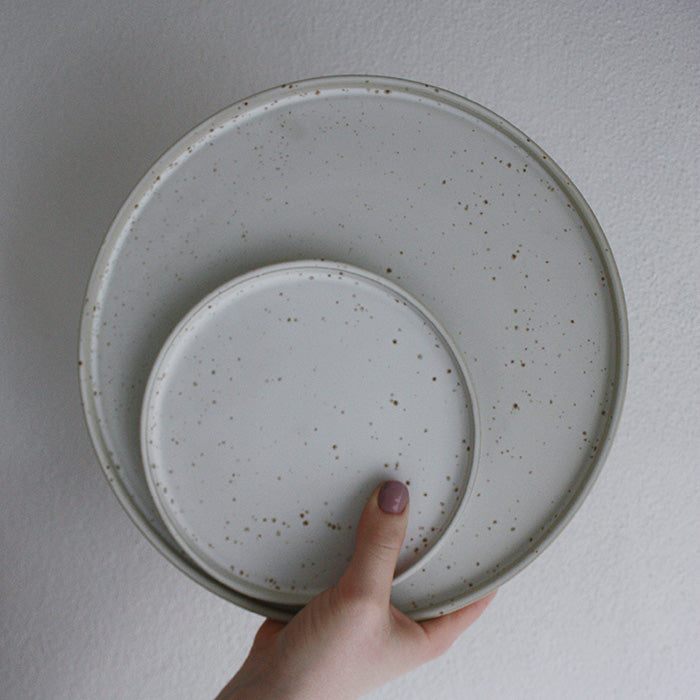 Hvid middagstallerken