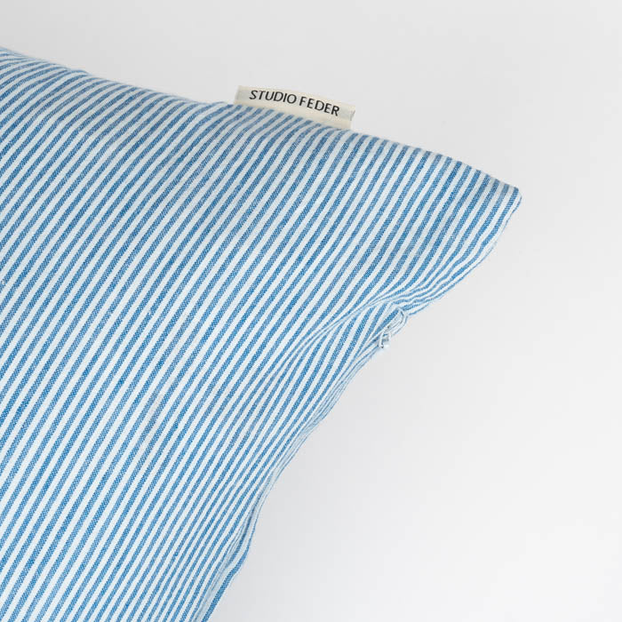 Pude 50x50 | Milk Stripe