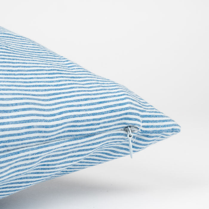 Pude 50x50 | Milk Stripe