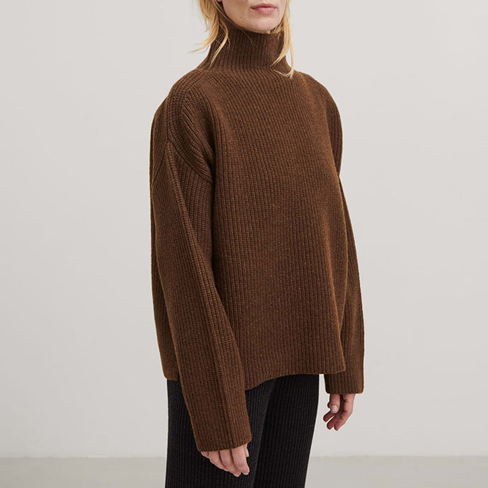 Lambswool sweater, Amber