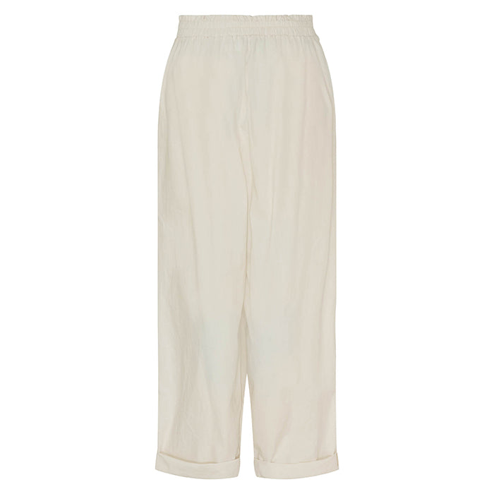 Irissa Pant | White Sand