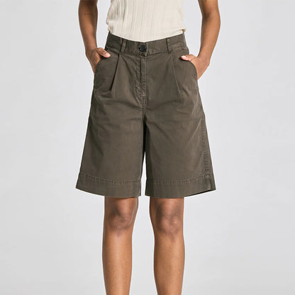Gerda Twill Shorts | Black Ink