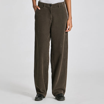 Natalie Corduroy buks | Black Olive