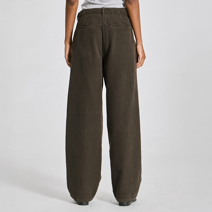 Natalie Corduroy buks | Black Olive