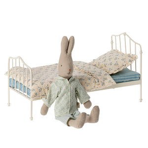 Kanin m/ lyseblå pyjamas, Str. 1