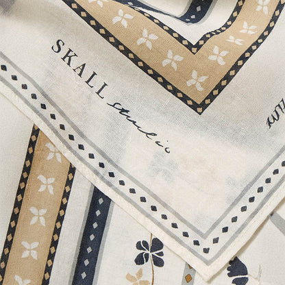 Floral scarf 55x55 | Ivory