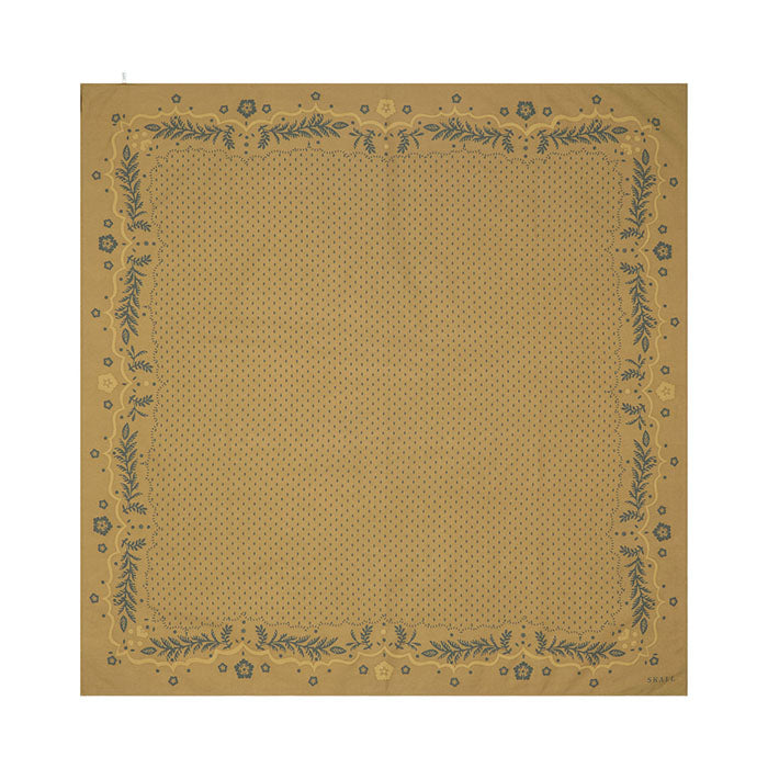 Juniper scarf 90x90 | Khaki